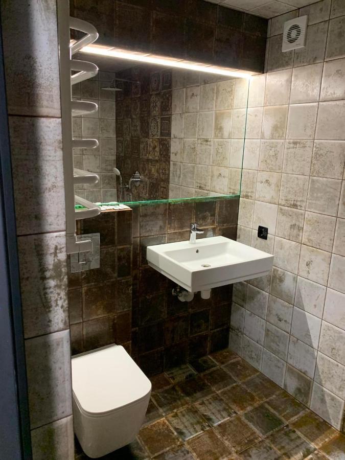 Уютная Квартира Возле Метро 23 Августа Apartman Harkov Kültér fotó