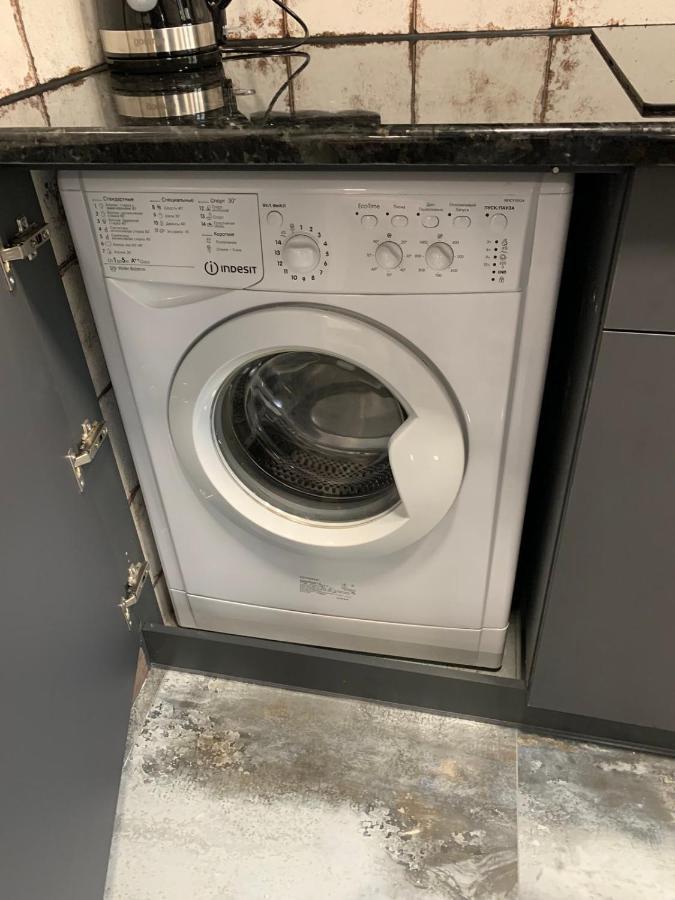 Уютная Квартира Возле Метро 23 Августа Apartman Harkov Kültér fotó