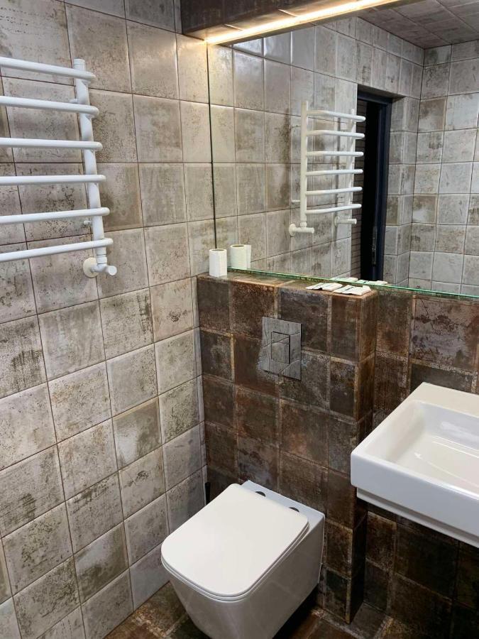 Уютная Квартира Возле Метро 23 Августа Apartman Harkov Kültér fotó